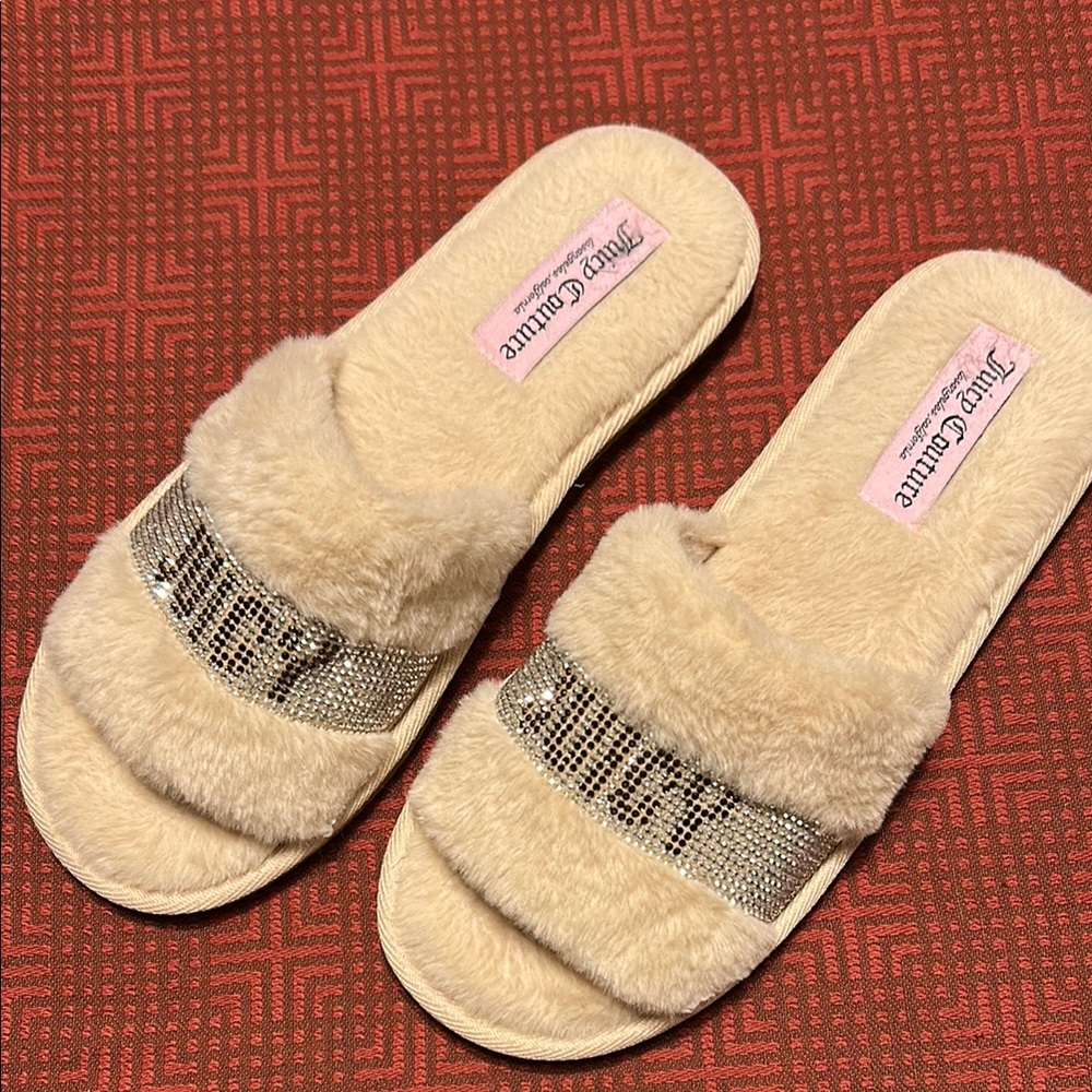 Juicy Couture Beige and Silver Slippers NWOT
